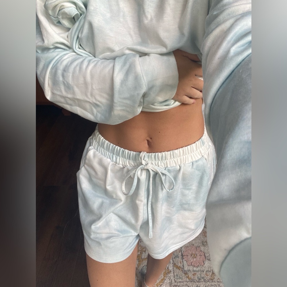 TIE-DYE Matching Set PJ’s Size S (Long Sleeve Shirt / Shorts)